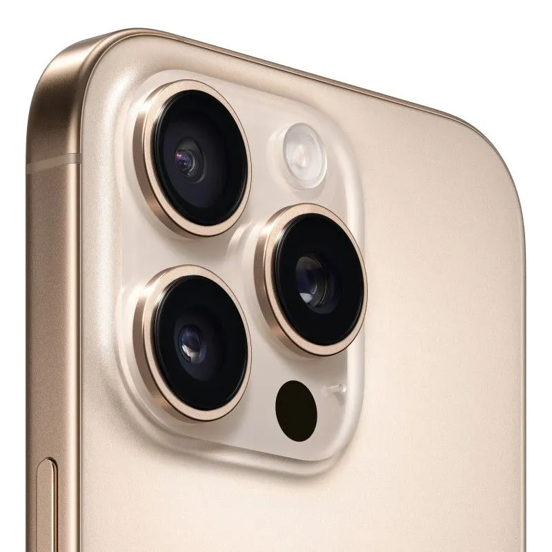 iPhone 16 Pro Max 256Gb Пустынный титанphoto2